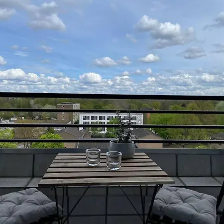 Cosy Uber Den Dachern Von Apartment Dusseldorf